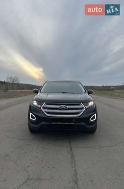 Внедорожник / Кроссовер Ford Edge 2016 в 
