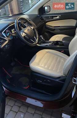 Внедорожник / Кроссовер Ford Edge 2016 в 