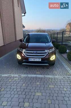 Внедорожник / Кроссовер Ford Edge 2016 в 