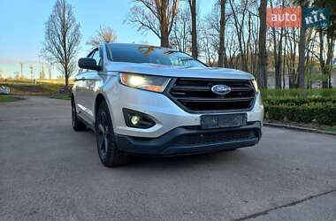 Позашляховик / Кросовер Ford Edge 2017 в 