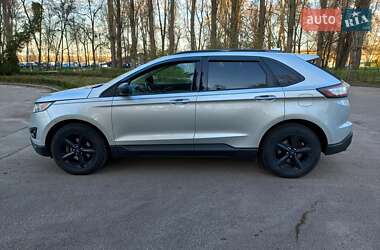 Позашляховик / Кросовер Ford Edge 2017 в 