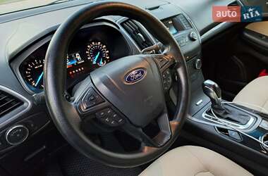 Позашляховик / Кросовер Ford Edge 2017 в 