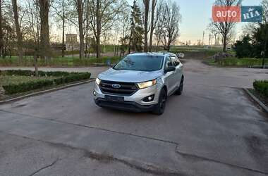 Позашляховик / Кросовер Ford Edge 2017 в 