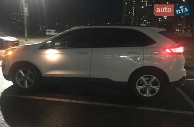 Внедорожник / Кроссовер Ford Edge 2015 в 