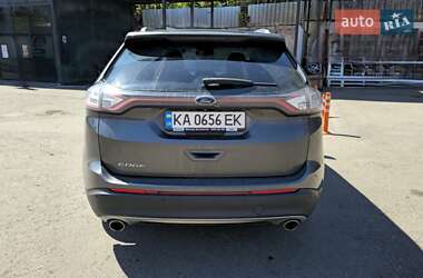 Внедорожник / Кроссовер Ford Edge 2016 в 