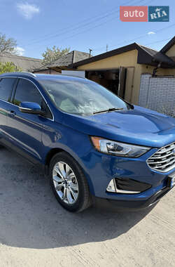 Внедорожник / Кроссовер Ford Edge 2020 в 