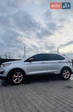 Внедорожник / Кроссовер Ford Edge 2018 в 