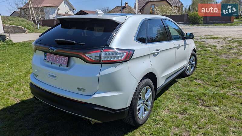 Внедорожник / Кроссовер Ford Edge 2015 в Полонном