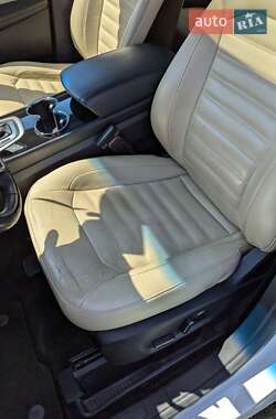 Внедорожник / Кроссовер Ford Edge 2015 в 
