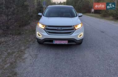 Внедорожник / Кроссовер Ford Edge 2015 в 