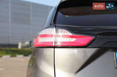 Внедорожник / Кроссовер Ford Edge 2021 в 