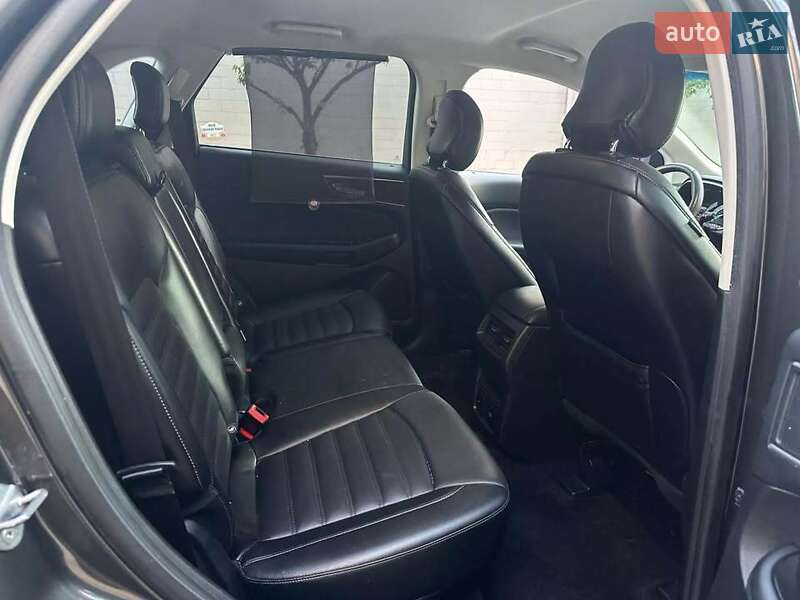Внедорожник / Кроссовер Ford Edge 2017 в Киеве