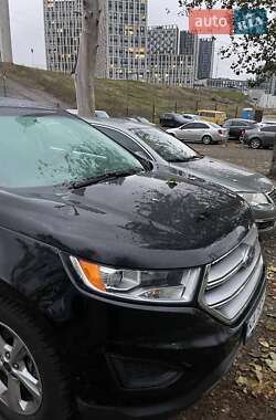 Позашляховик / Кросовер Ford Edge 2017 в 