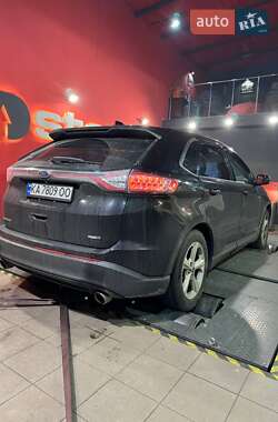 Позашляховик / Кросовер Ford Edge 2017 в 