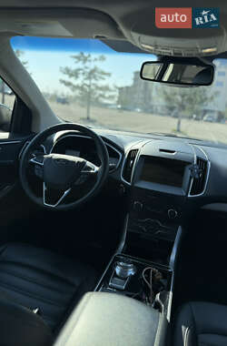 Внедорожник / Кроссовер Ford Edge 2019 в 
