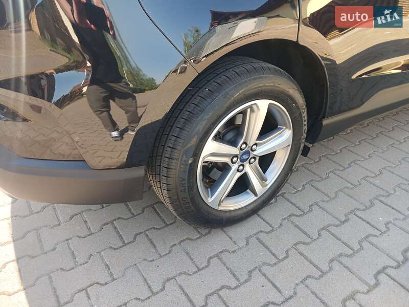 Внедорожник / Кроссовер Ford Edge 2018 в Киеве