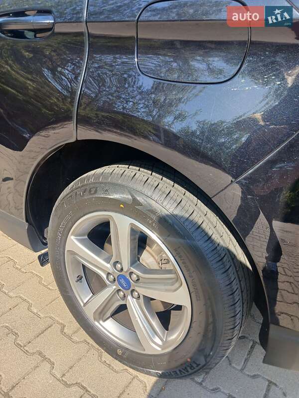 Внедорожник / Кроссовер Ford Edge 2018 в Киеве