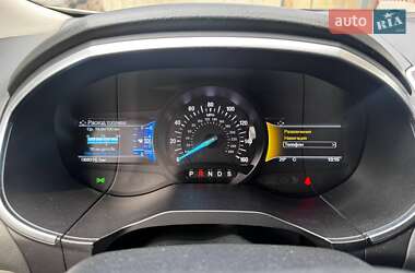 Внедорожник / Кроссовер Ford Edge 2018 в 