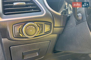 Внедорожник / Кроссовер Ford Edge 2016 в 