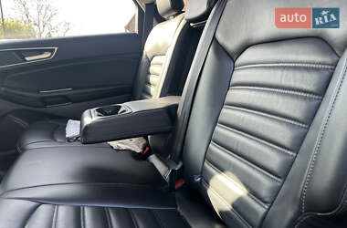 Внедорожник / Кроссовер Ford Edge 2016 в 