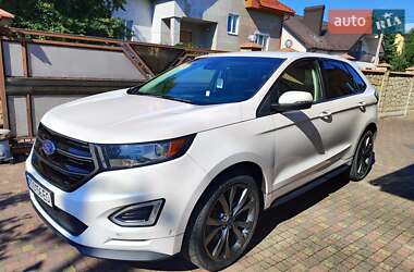 Внедорожник / Кроссовер Ford Edge 2016 в 