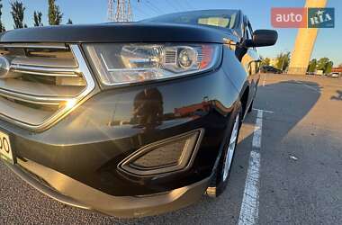 Позашляховик / Кросовер Ford Edge 2017 в 