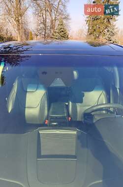 Позашляховик / Кросовер Ford Edge 2019 в 