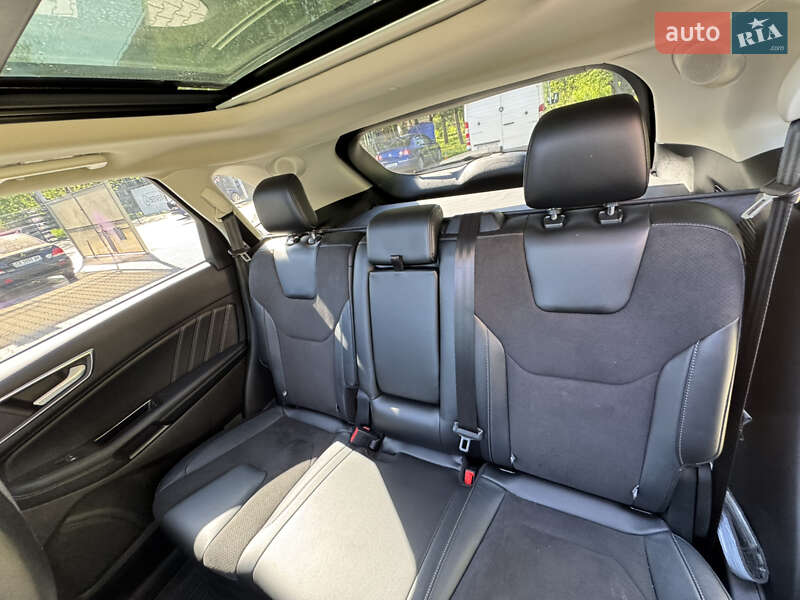 Внедорожник / Кроссовер Ford Edge 2017 в Черновцах