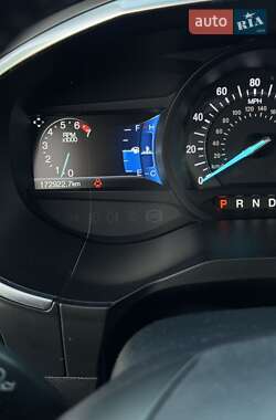 Внедорожник / Кроссовер Ford Edge 2015 в 