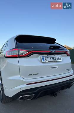 Внедорожник / Кроссовер Ford Edge 2015 в 