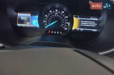 Внедорожник / Кроссовер Ford Edge 2016 в 