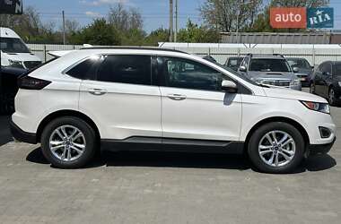 Внедорожник / Кроссовер Ford Edge 2018 в 