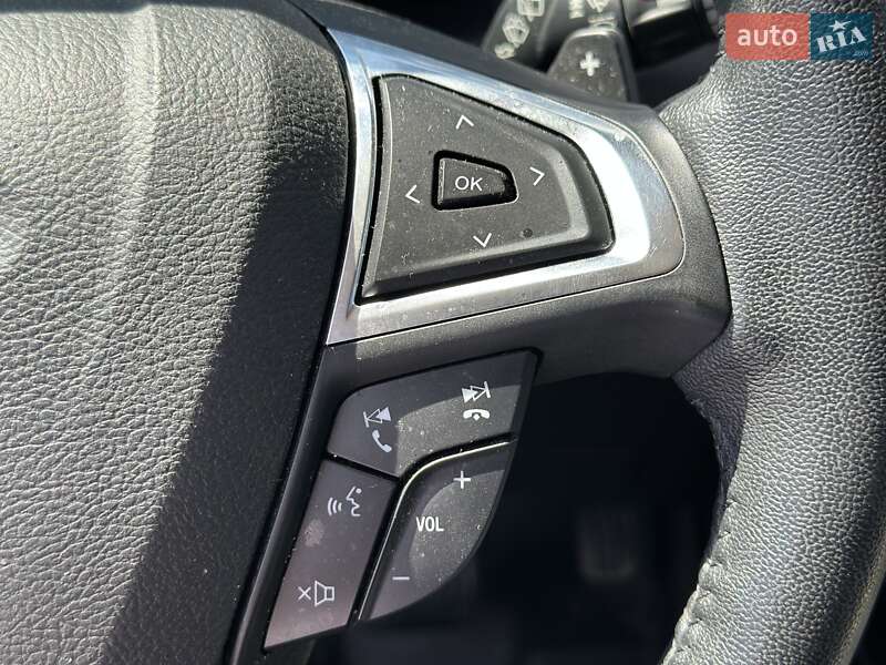 Внедорожник / Кроссовер Ford Edge 2018 в Черновцах