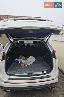 Внедорожник / Кроссовер Ford Edge 2015 в 
