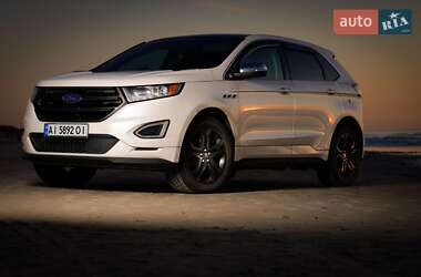 Внедорожник / Кроссовер Ford Edge 2015 в 