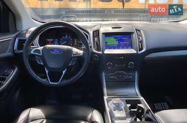 Внедорожник / Кроссовер Ford Edge 2018 в 