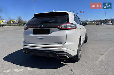 Внедорожник / Кроссовер Ford Edge 2016 в 
