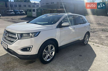 Внедорожник / Кроссовер Ford Edge 2015 в 