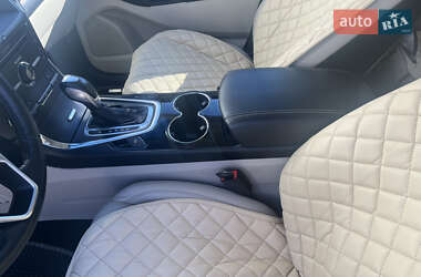 Внедорожник / Кроссовер Ford Edge 2015 в 