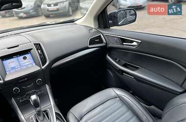 Внедорожник / Кроссовер Ford Edge 2017 в 