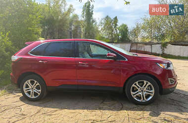 Внедорожник / Кроссовер Ford Edge 2018 в 