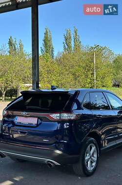 Позашляховик / Кросовер Ford Edge 2016 в 