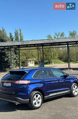 Позашляховик / Кросовер Ford Edge 2016 в 