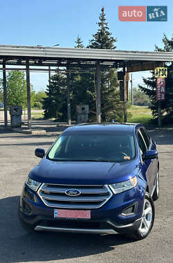 Позашляховик / Кросовер Ford Edge 2016 в 