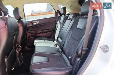 Внедорожник / Кроссовер Ford Edge 2015 в 