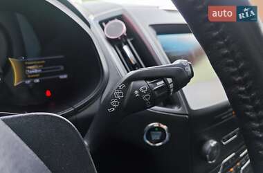 Внедорожник / Кроссовер Ford Edge 2015 в 