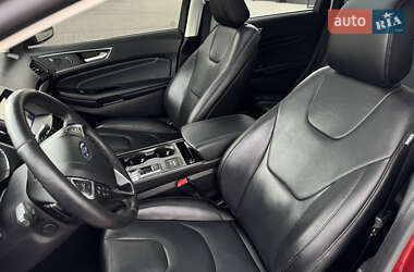 Внедорожник / Кроссовер Ford Edge 2020 в 