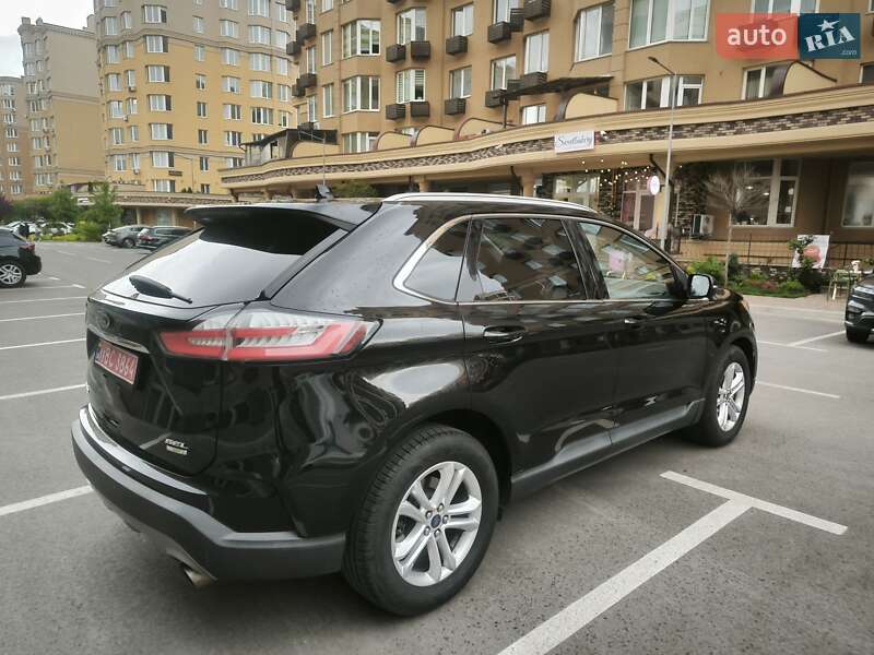 Позашляховик / Кросовер Ford Edge 2019 в Києві