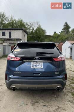 Внедорожник / Кроссовер Ford Edge 2019 в 