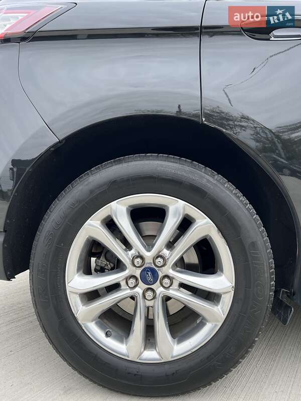 Позашляховик / Кросовер Ford Edge 2015 в Львові